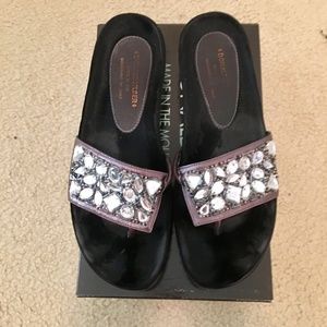Donald Pliner "Fifi" Silver Crystal Sandal Sz 8.5